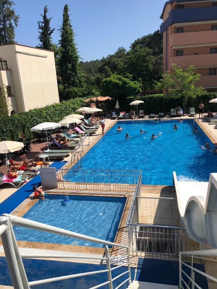 Monna Roza Beach Hotel Кемер Экстерьер фото